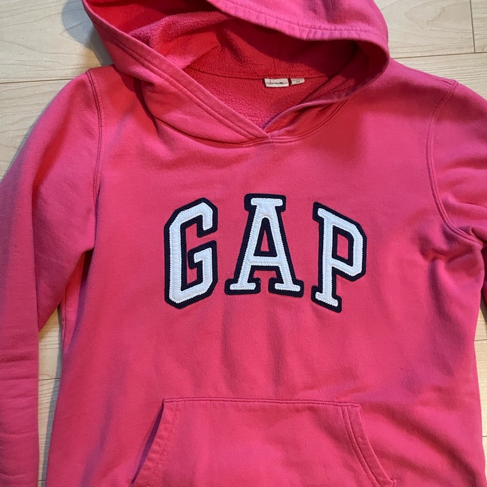 GAP hoodie - Picture 2 of 5
